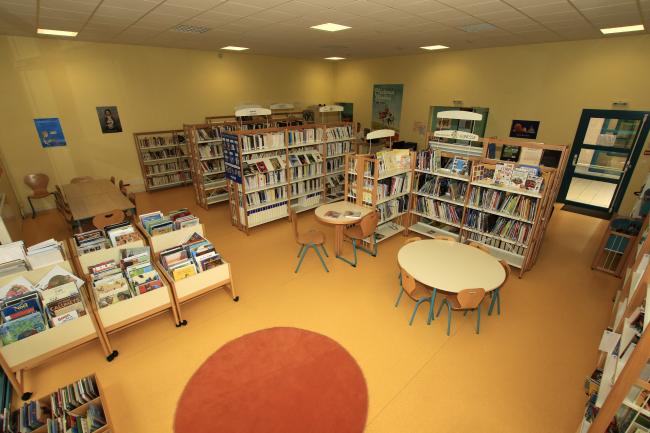 Bibliothèque Mazayes intérieur